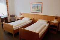 Hotel Gasthof Klusmeyer Hotels in Oerlinghausen