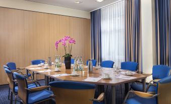 Tryp by Wyndham Luebeck Aquamarin