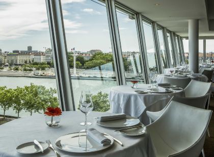 10 Best Hotels near Tube Modes Doux de la Croix-Rousse, Lyon 2022 | Trip.com