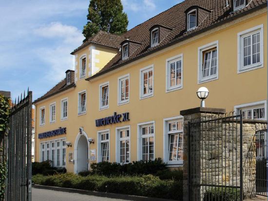 10 Best Hotels near Toms Bowling Hannover, Laatzen 2022 | Trip.com