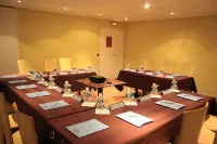 Hôtel inn design Sancé ex Kyriad Hôtels à : Replonges