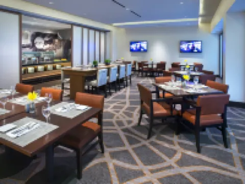 Newark Liberty International Airport Marriott Hotels in Newark