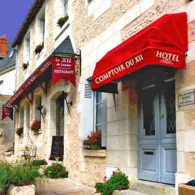 Hôtel-Restaurant-Chambre Insolite Spa - Le XII de Luynes Hotel Exterior