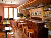 Auberge du Hérisson Hotels in Syam