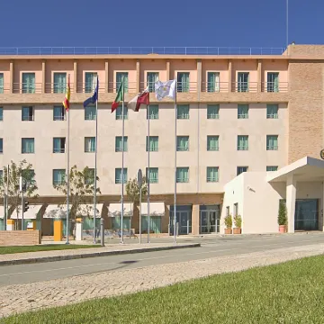 Hotel Real Oeiras Hotels near Praia de Santo Amaro