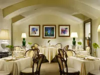 Hotel Pierre Milano Hotels near I Navigli