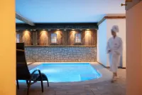 Chalet Grumer Suites&Spa - Pools