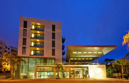 Golden Residence Hotel Отели в г. Фуншал