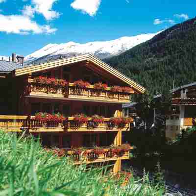 Alpenblick Superior Hotel Exterior