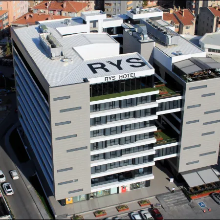 Rys Hotel