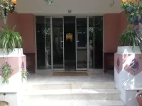 Bay Nihat Lale Otel Hotels in Ayvalik