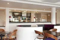 Holiday Inn Express DUNDEE by IHG - bar