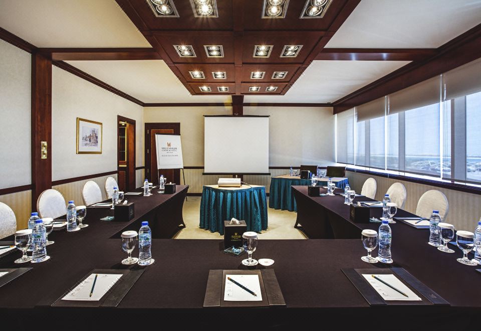 코르니쉬 호텔 아부다비 이미지