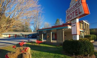 The Sunset Motel