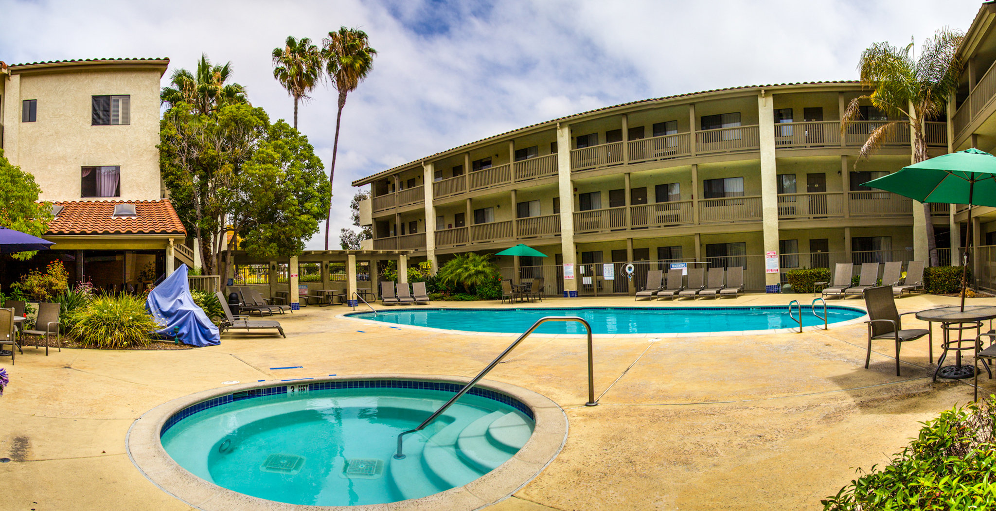 Best Western Carlsbad by The Sea