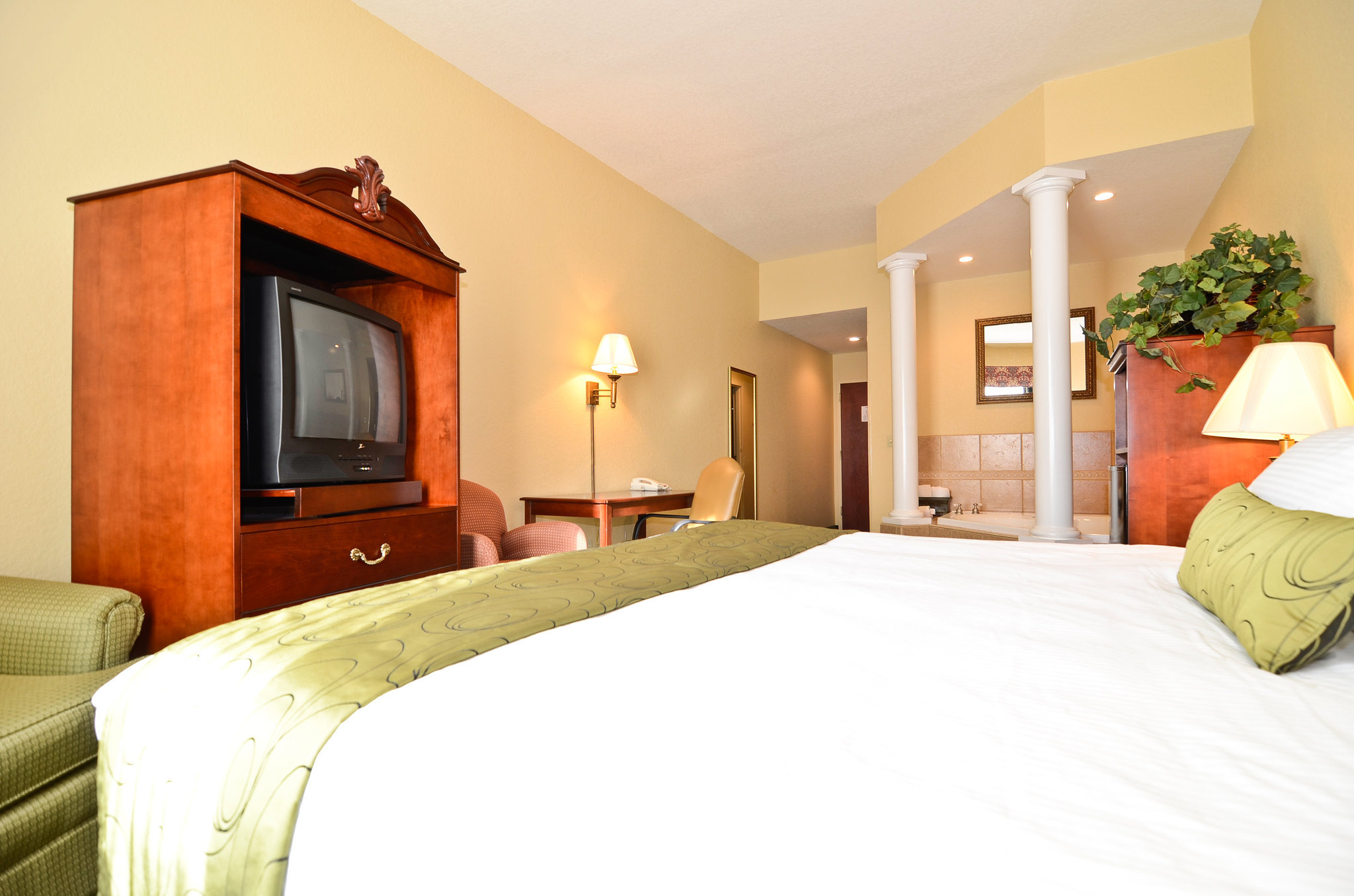 Best Western Heritage Inn and Suites