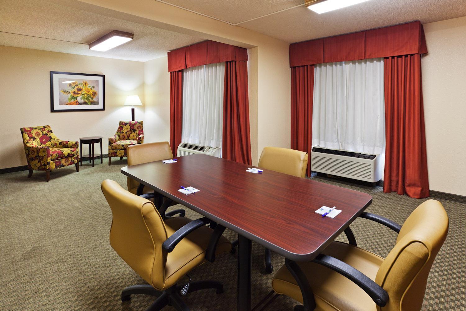 Holiday Inn Express Hotel & Suites Knoxville-North-I-75 Exit 112, an Ihg Hotel