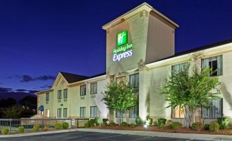 Country Inn & Suites by Radisson, Shelby, NC