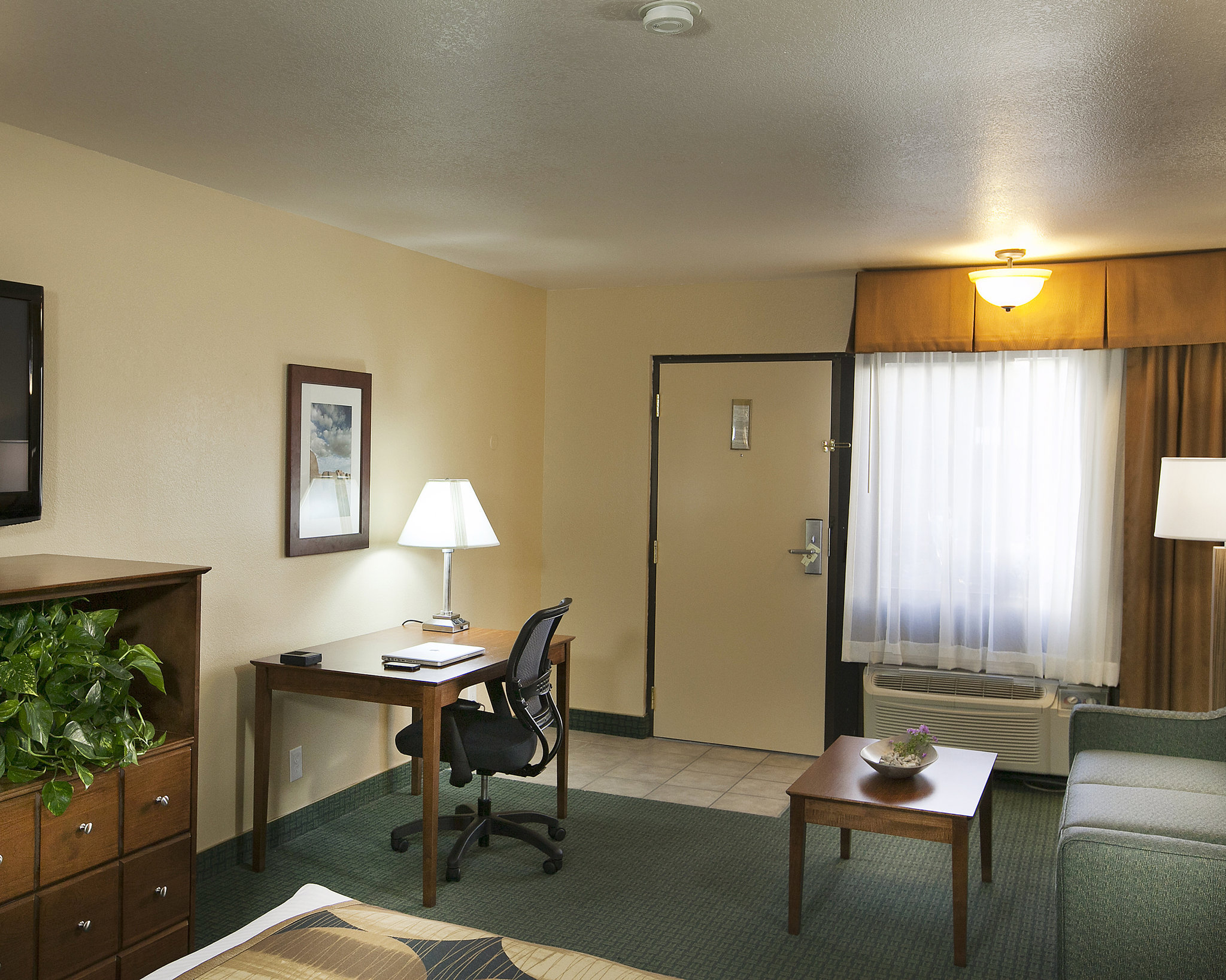 Sure Stay Plus by Best Western Twentynine Palms Joshua Tree