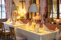 Hotel & Restaurant - Der Engel Hotels in Kappelrodeck