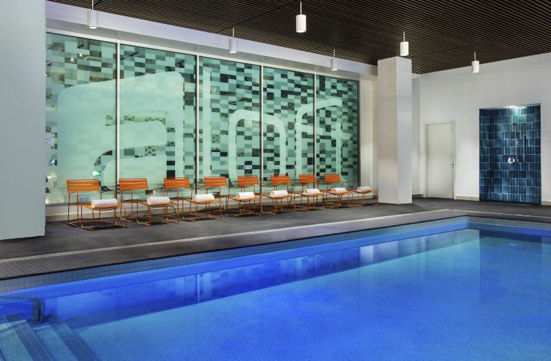 Aloft Boston Seaport District photo 2