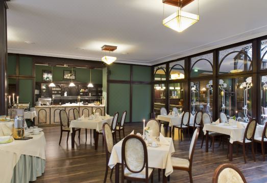 1. 트립 바이 윈덤..