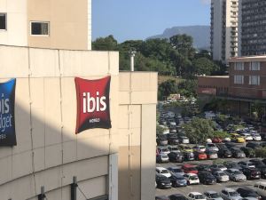 Ibis Budget Rio de Janeiro Nova America