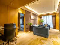 Lvcheng Zhongzhou International Hotel (Zhengzhou CBD Convention and Exhibition Center) Hotels near ZZICEC