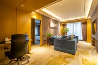 綠城中州國際大飯店（鄭州會展中心店） 鄰近博雅體育運動俱樂部-游泳館的酒店