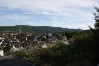 Hotel & Weinhaus Zum Schwarzen Bären