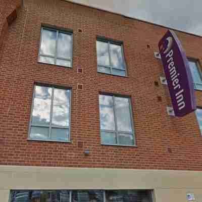 Premier Inn Hitchin Town Centre Hotel Exterior