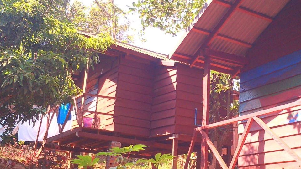 Happy Elephant Bungalows