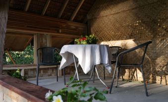 Mahun on the Lagoon Bungalows