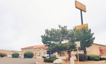 Budget Host Royal Gorge Inn