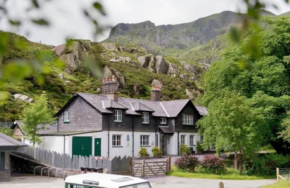 伊德沃爾國際青年旅舍