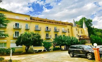 Appart'Hotel Castel Emeraude, Charme et Caractère