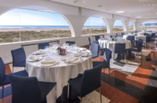 卡斯特德菲爾斯海灘公寓 卡斯特德菲爾斯酒店