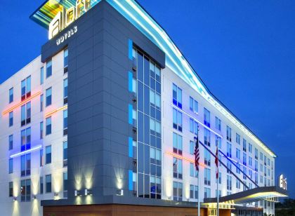 Aloft Buffalo Airport