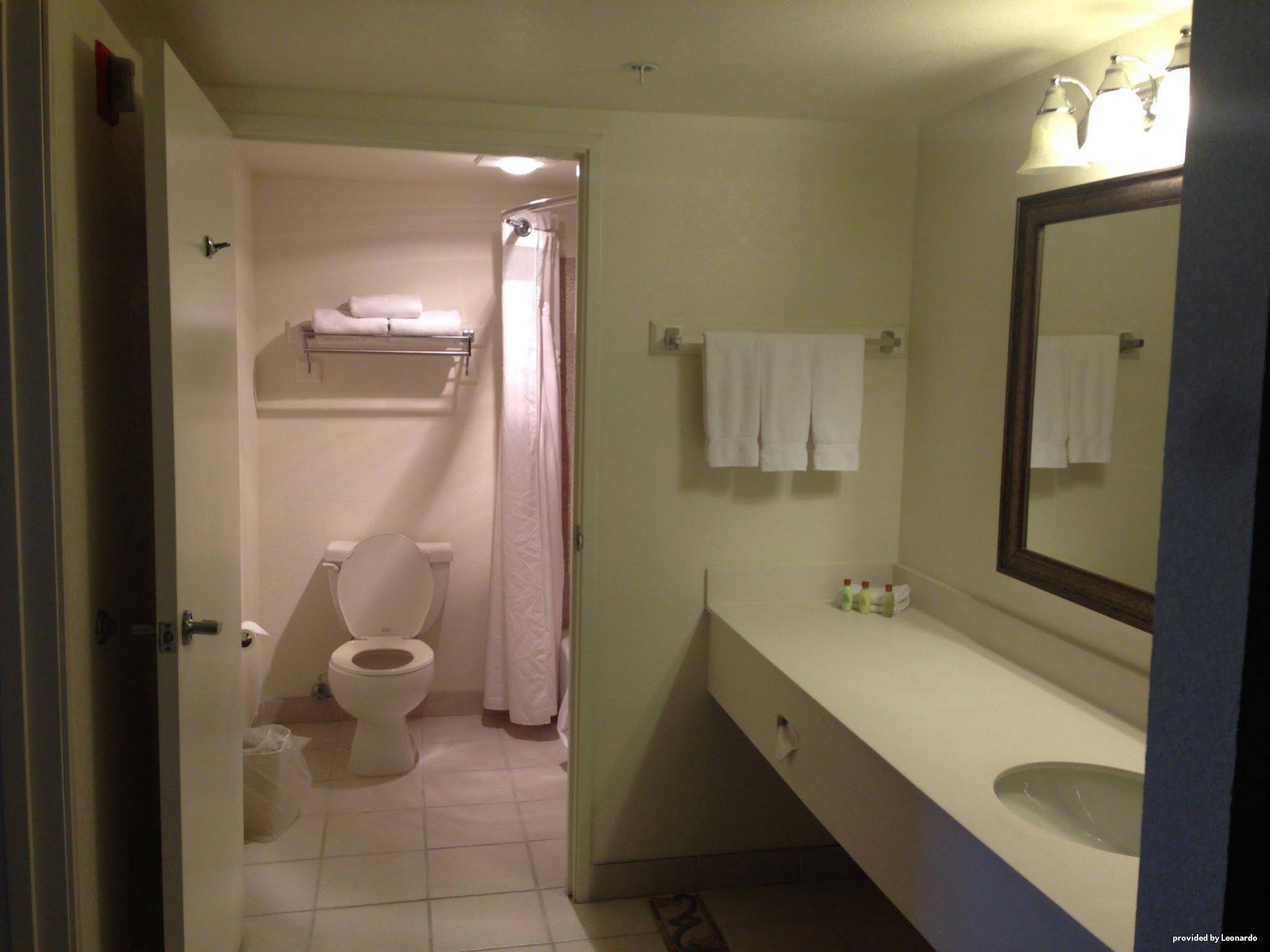 Red Lion Inn & Suites Perris