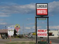 Lincoln Motel Hotels in Sturgeon Falls