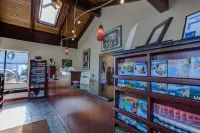 Seahorse Oceanfront Lodging