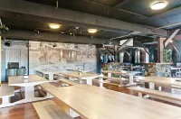 Lake Jindabyne Hotel