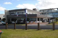 Crown Apartments Hotels near Merimbula Air Services
