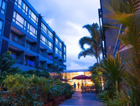 The Lantern Resorts Patong Phuket