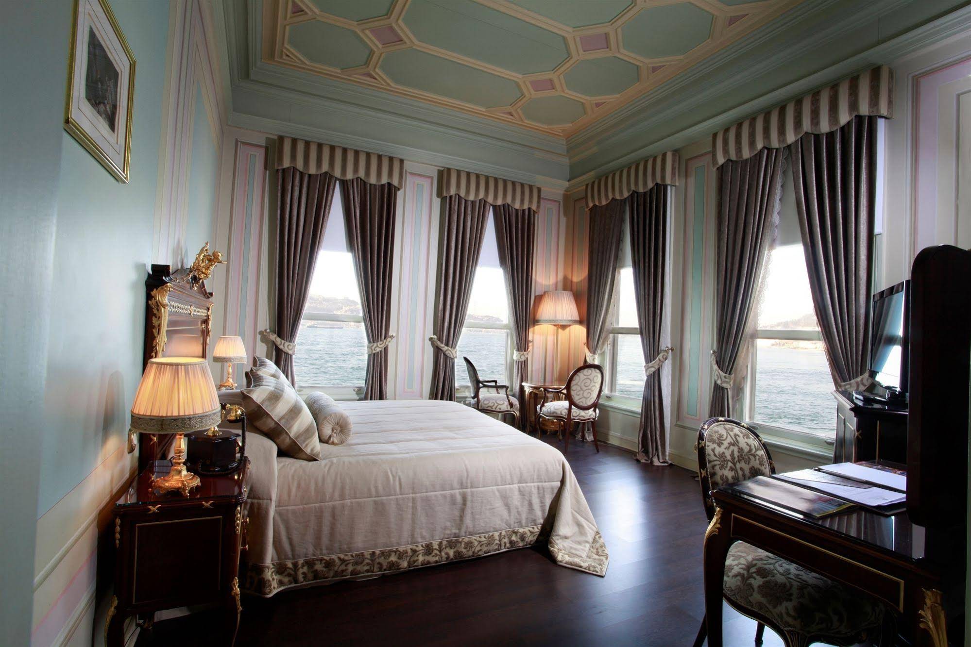 Bosphorus Palace Hotel