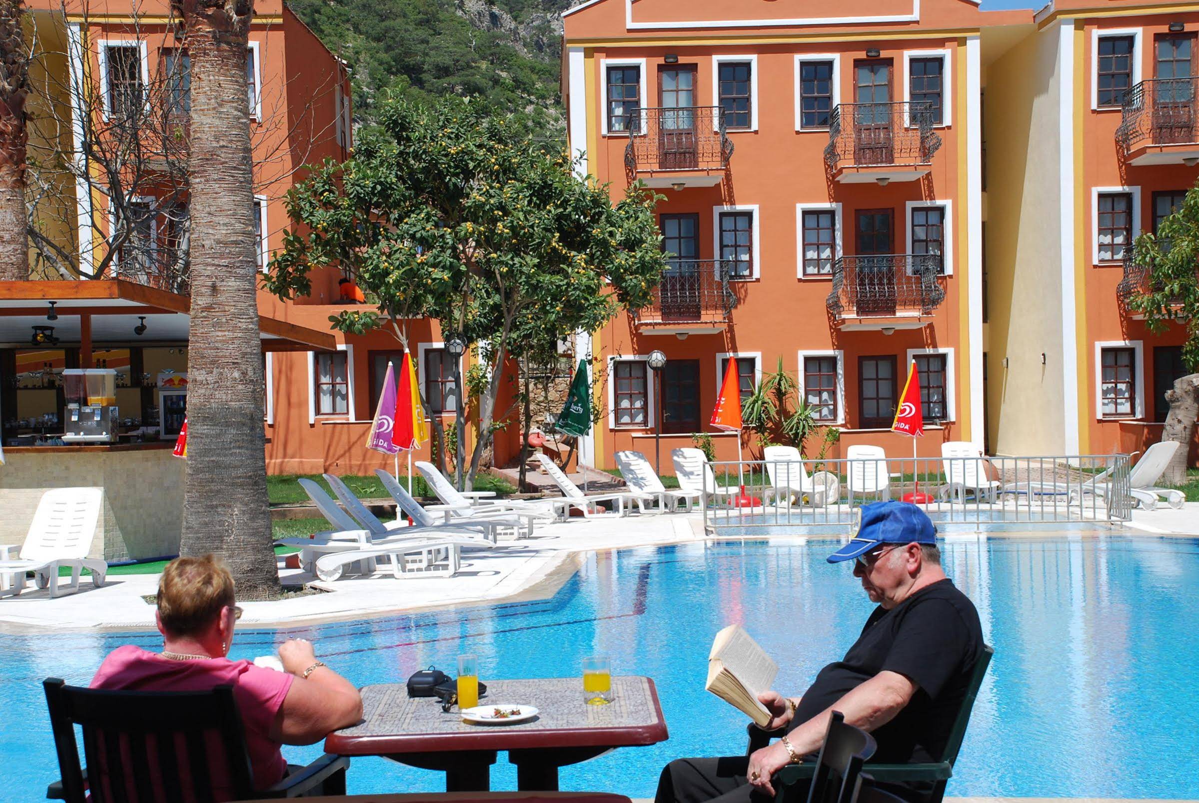 Akdeniz Beach Hotel