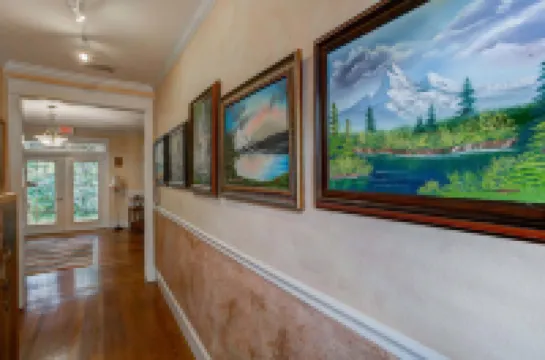 船錨旅館 NSB 家庭旅館