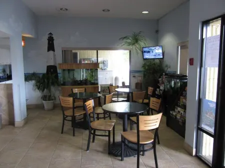 Dunes Inn & Suites - Tybee Island