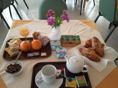 エウロパ Parchetto via Montello周辺のホテル