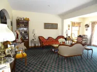 Williston Village Inn Hotels in Williston